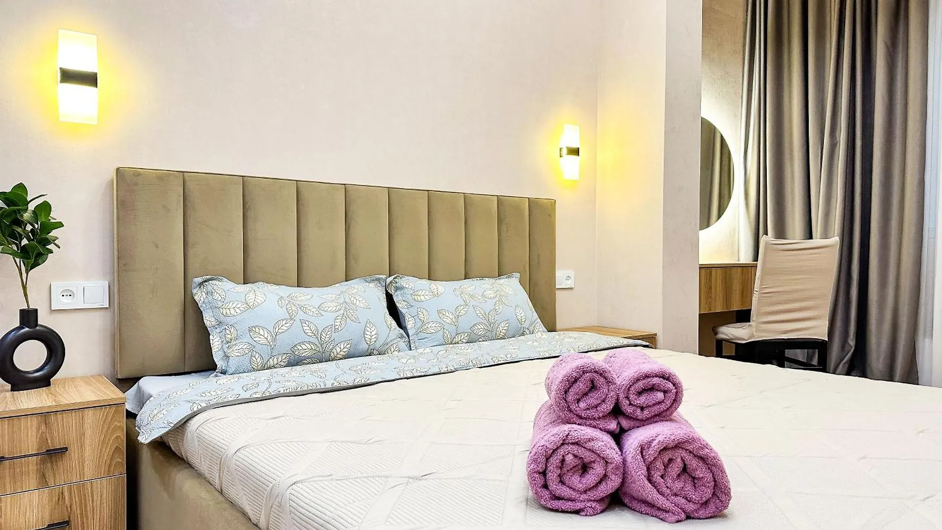 Luxury Two-Room Apartment With Beautiful Mountain Views Алматы