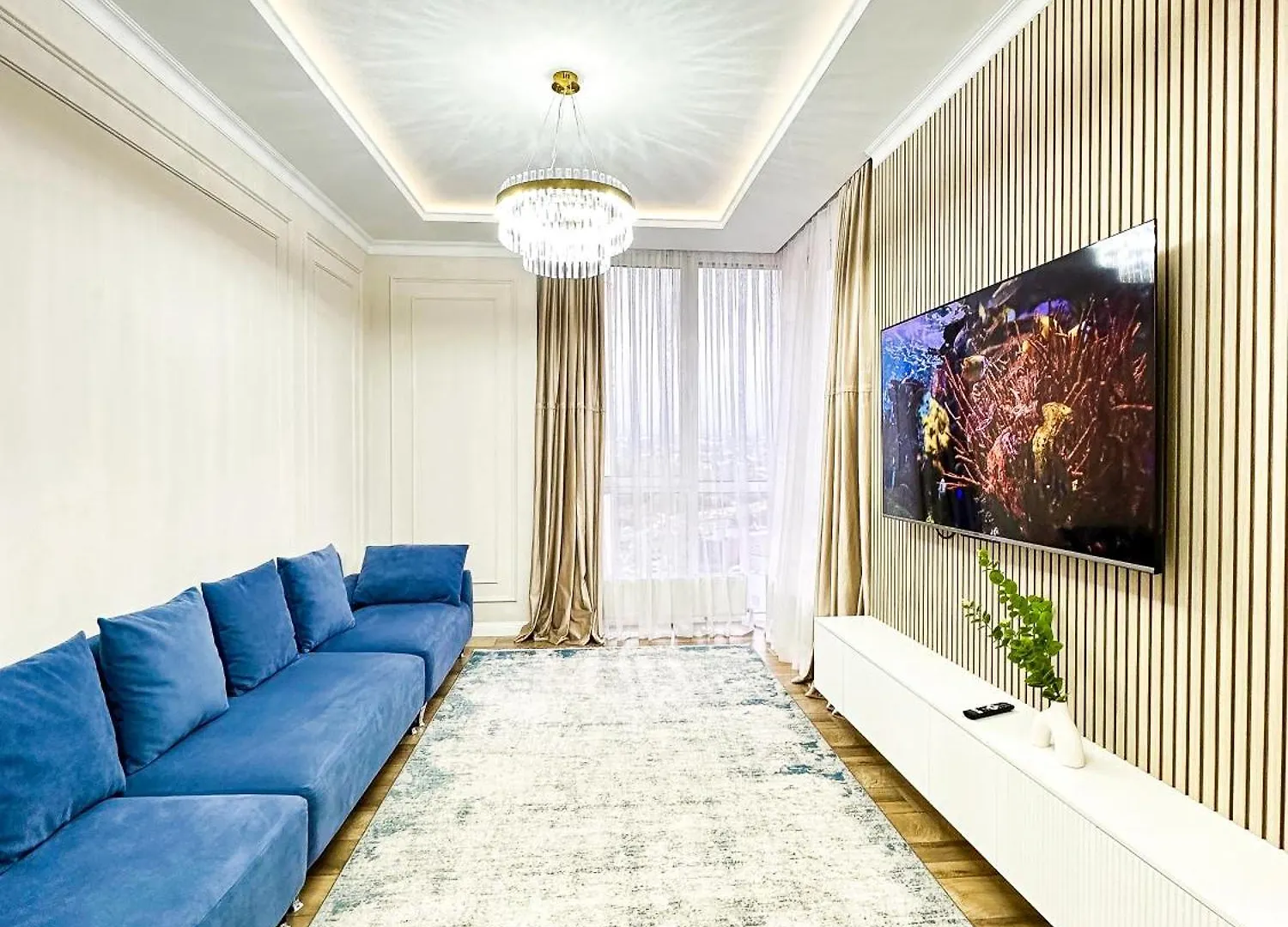 Luxury Two-Room Apartment With Beautiful Mountain Views Алматы